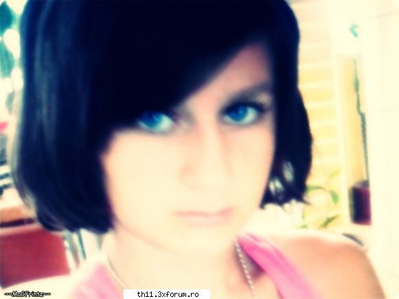 ciao,rox :x
mersi :x >;d< si iar :]